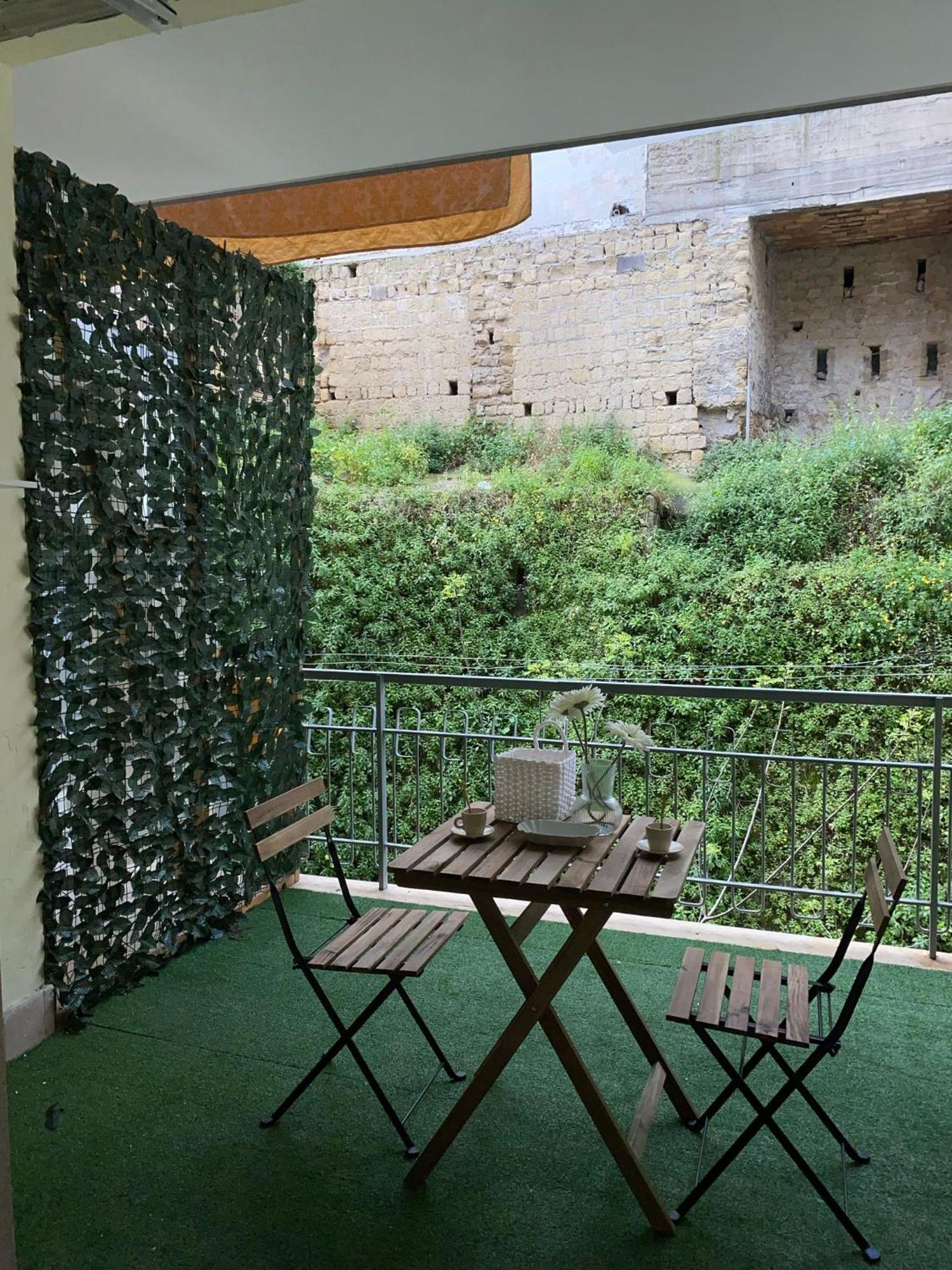 La Dimora Di Marti " Vicino Al Centro Storico Di Napoli" Bed and Breakfast Buitenkant foto